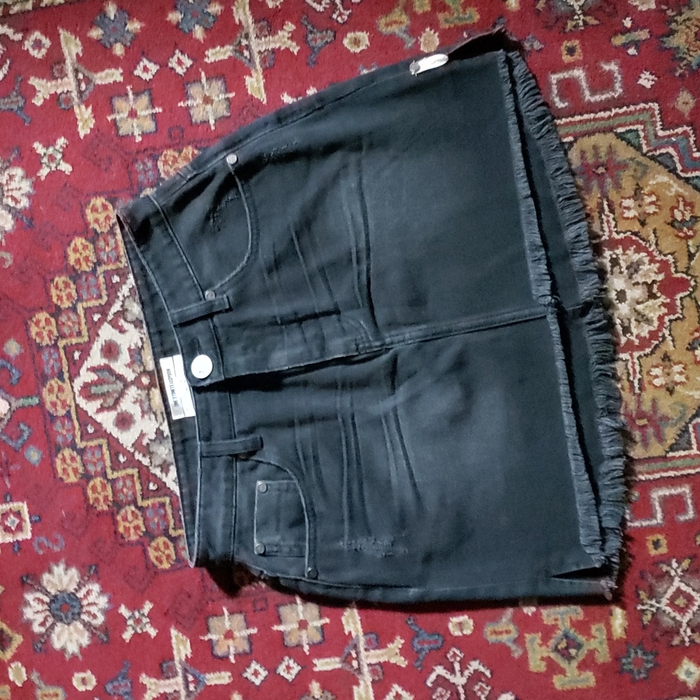 ❤ ONE TEASPOON | 2020 Mini Skirt Black Raw Hem Size 28
